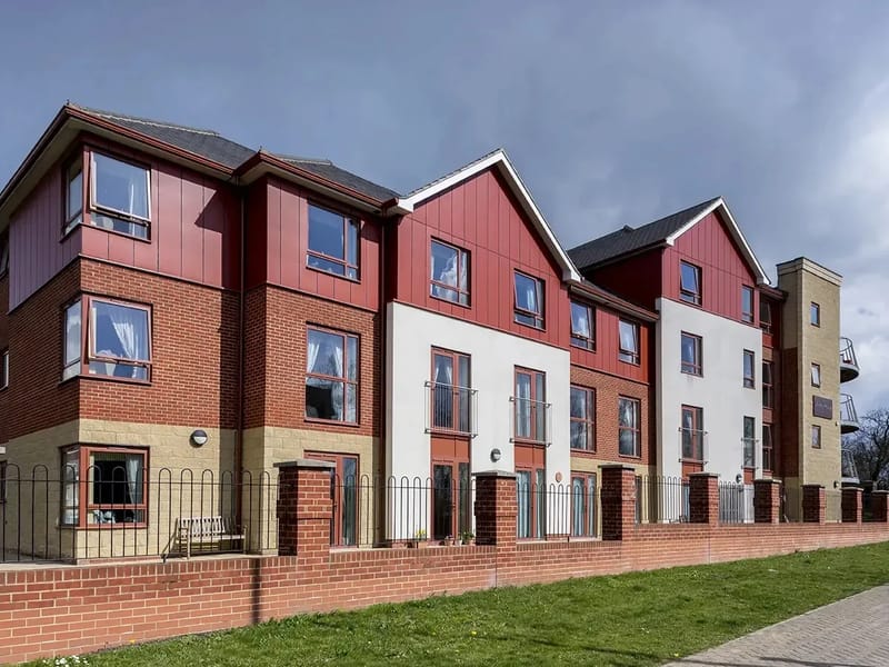 Hampton Grove Care Home - Nursing Home in Peterborough, England photo 2
