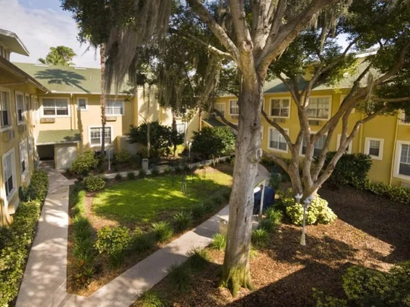 The Gardens Of Lake Alfred - Assisted Living in Lake Alfred, FL photo 2