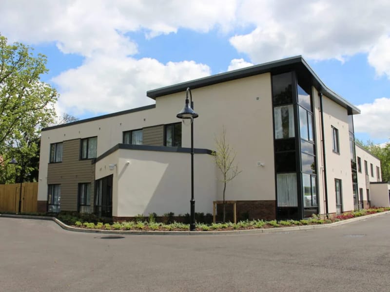 Kingsway Clayton House Residential Care Home - Assisted Living in Gainsborough, England photo 5