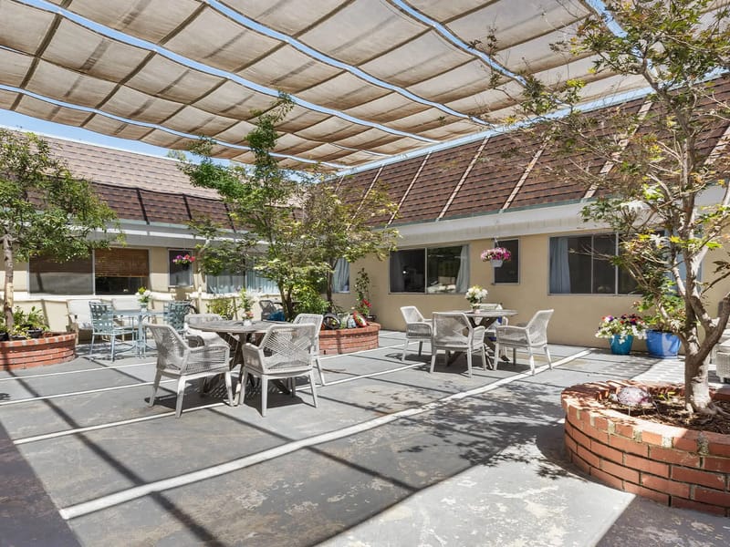 South Marin Health & Wellness Center - Nursing Home in Greenbrae, CA photo 2