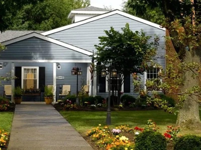 Atria Shaker - Assisted Living in Albany, NY photo 3