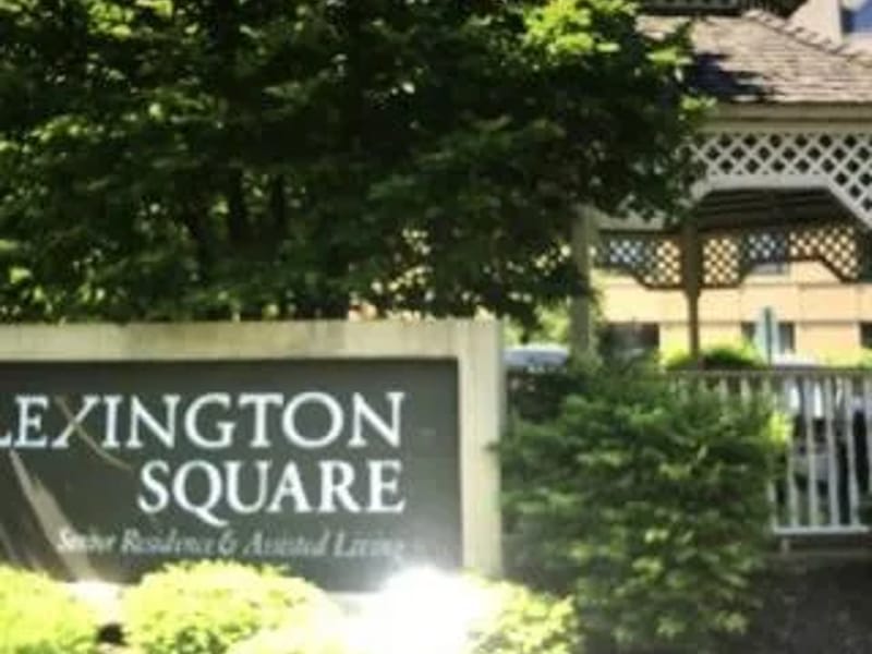 Lexington Sq Lc Lombard, Llc - Assisted Living in Lombard, IL photo 1