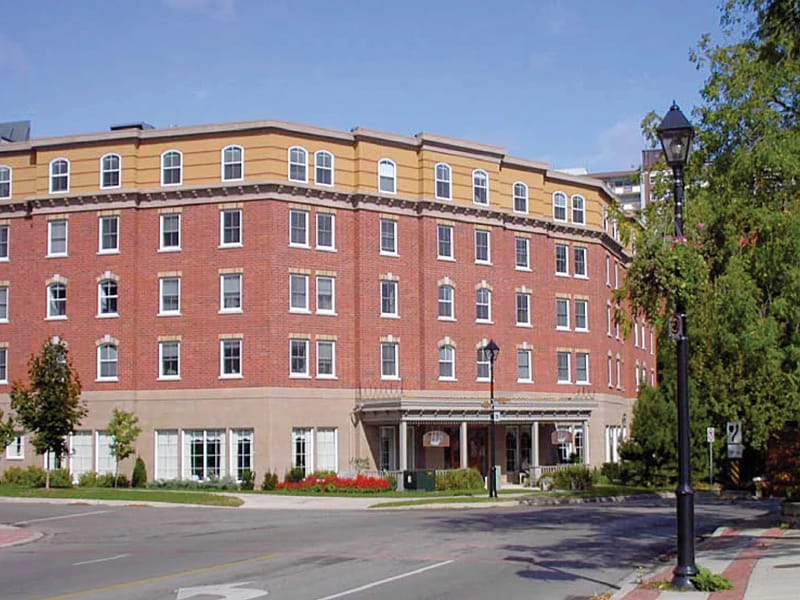 CHARTWELL BRANT CENTRE LTC RES - Nursing Home in Burlington, ON photo 2