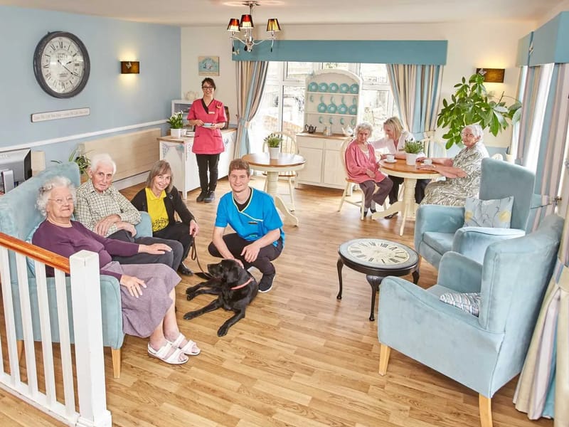 Lashbrook House Care Home - Nursing Home in Henley-On-Thames, England photo 2