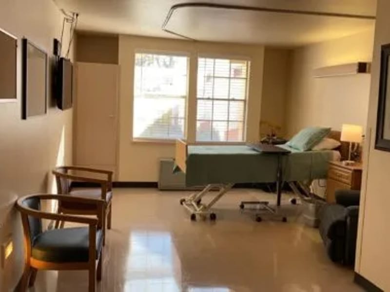 North Park Nursing Home - Nursing Home in Toronto, ON photo 3