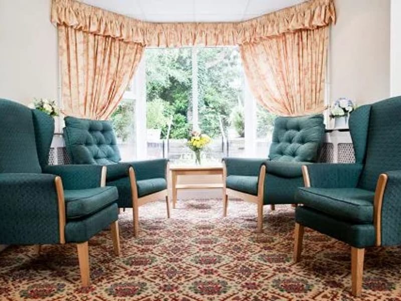 The Laurels Care Home - Nursing Home in Peterborough, England photo 2