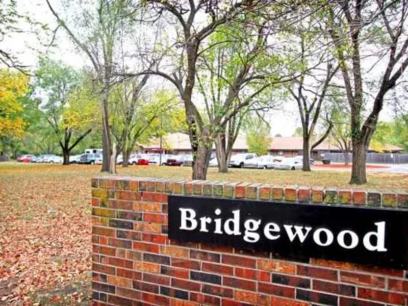Bridgewood Health Care Center - Nursing Home in Kansas City, MO photo 2