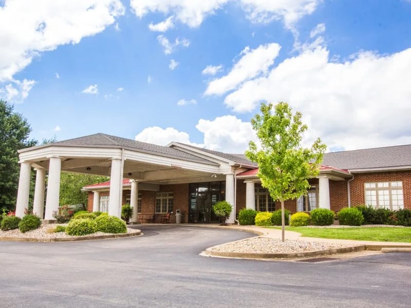 Signature Healthcare of Hart County Rehab & Wellne - Nursing Home in Horse Cave, KY photo 1