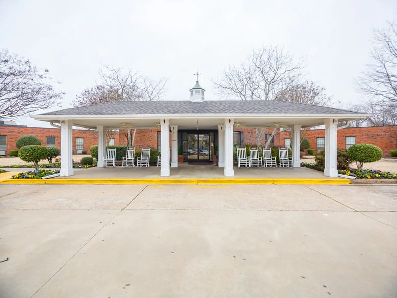 Maplewood Health Care Center - Nursing Home in Jackson, TN photo 1