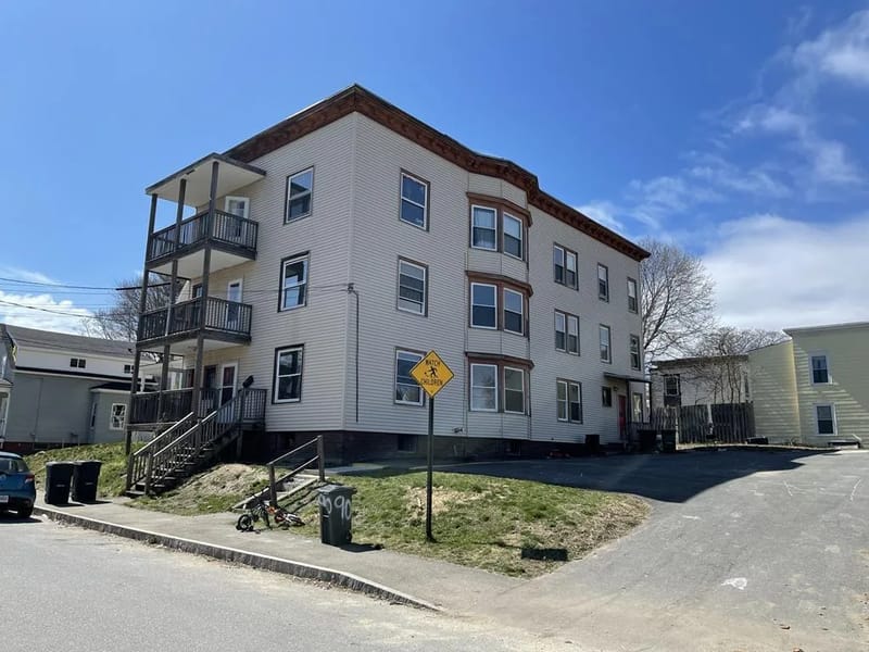 116 Summer St - Assisted Living in Lewiston, ME photo 1