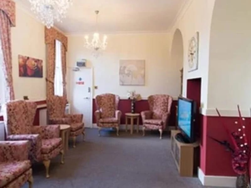 Park House - Assisted Living in Great Yarmouth, England photo 2