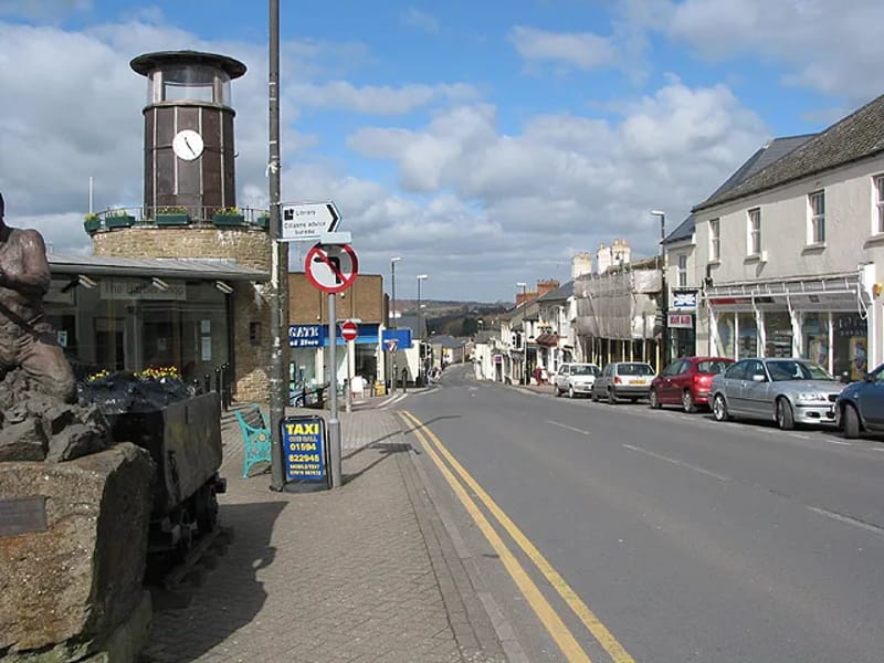 Mr and Mrs T A Mills - 119 Victoria Street - Assisted Living in Cinderford, England photo 1