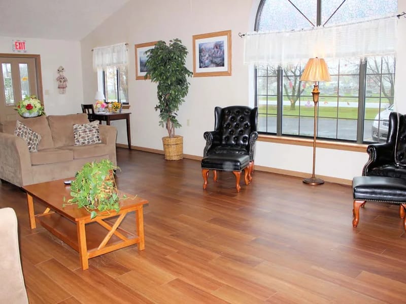 Bristol Manor Of Brookfield — Assisted Living, Brookfield, MO · photo 1