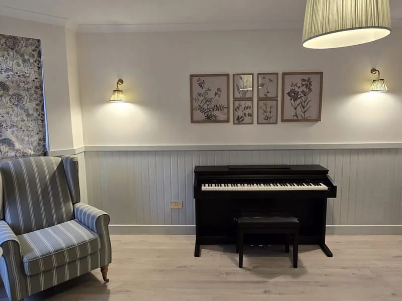 Rosalie Care Home - Nursing Home in Banbury, England photo 2