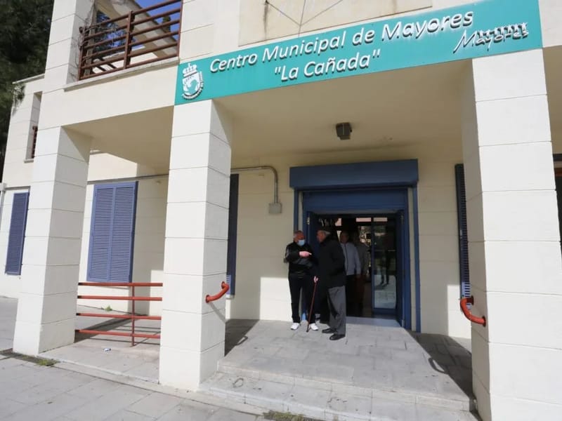 CENTRO DE MAYORES LA CAÑADA AYUNTAMIENTO DE COSLADA - Hogar de Ancianos in Coslada, Madrid photo 3