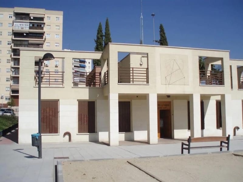 CENTRO DE MAYORES LA CAÑADA AYUNTAMIENTO DE COSLADA - Hogar de Ancianos in Coslada, Madrid photo 1