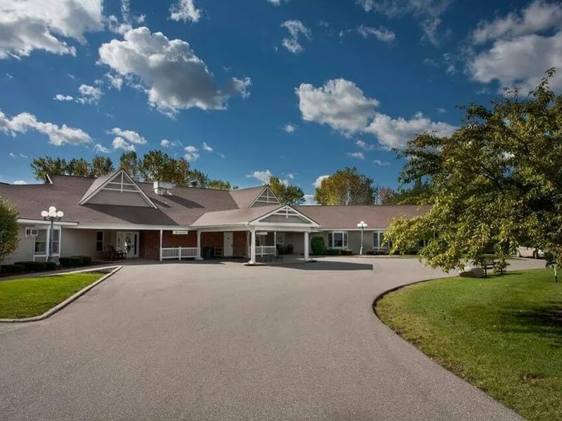 Addington Place Of East Paris #8 - Assisted Living in Grand Rapids, MI photo 2