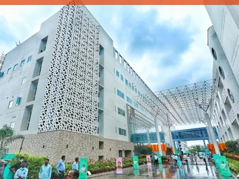 Pradyumna Bal Memorial Hospital, Kalinga Institute of Medical Sciences, 5, Kushavadra Campus, KIIT University, Patia BBSR -24 - अस्पताल in Kiit University, Odisha photo 1