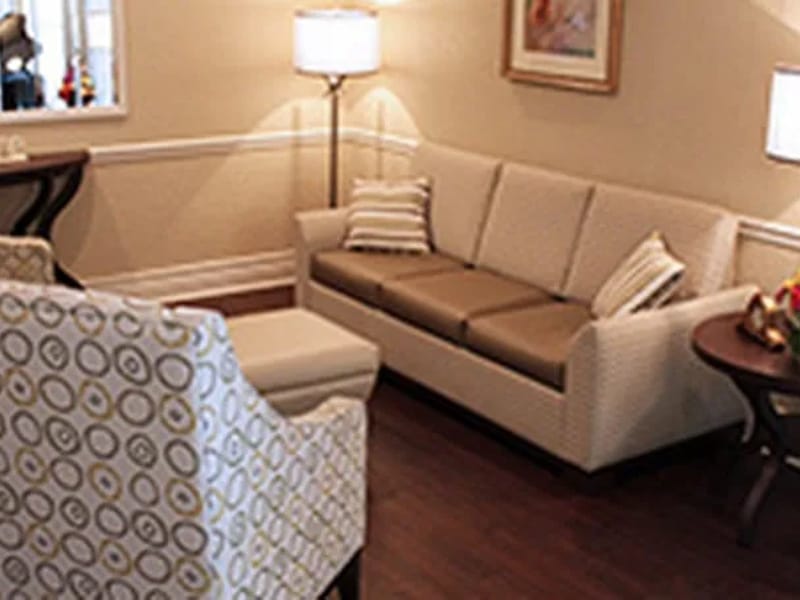 Apollo Healthcare & Rehabilitation Center - Nursing Home in Saint Petersburg, FL photo 1