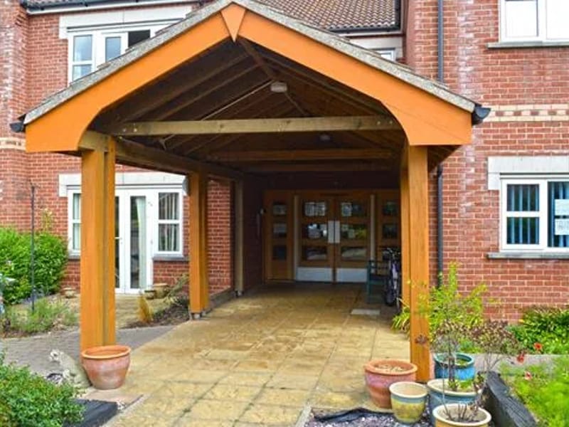 Margery Girling House - Assisted Living in Felixstowe, England photo 4