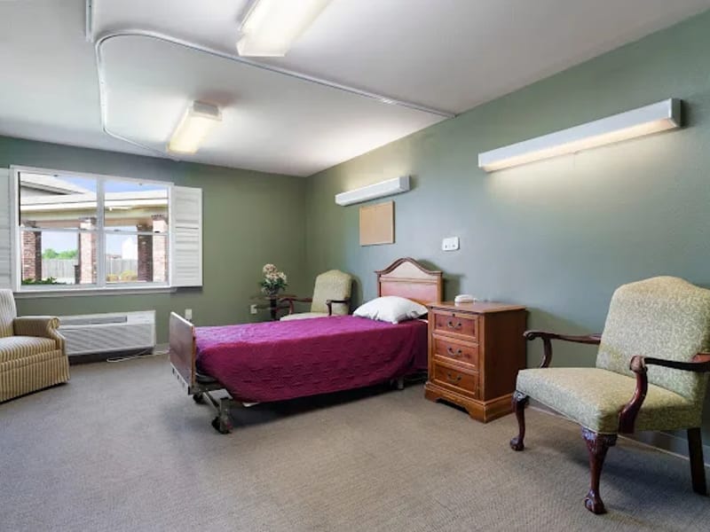 Heritage Manor of Stratmore Nursing & Rehab Ctr - Nursing Home in Shreveport, LA photo 3