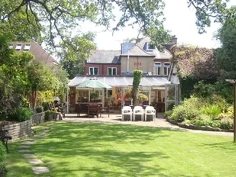 Oakdene Residential Home - Assisted Living in Waterlooville, England photo 2