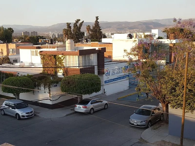 CASA DE LOS ABUELOS DIF - Hogar de Ancianos in León, Guanajuato photo 2