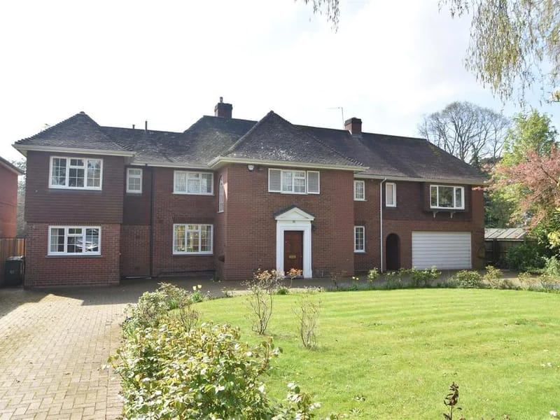 Mayfield House - Assisted Living in Shrewsbury, England photo 2