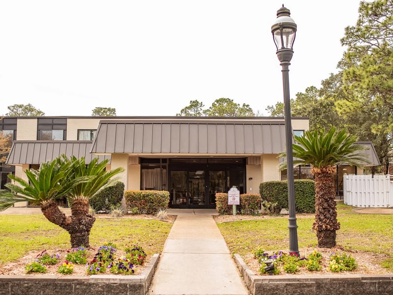 Bayside Health and Rehabilitation Center - Nursing Home in Pensacola, FL photo 1