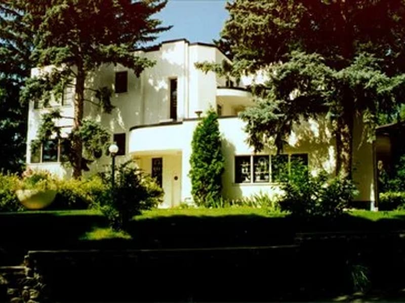 HOUSE B - Assisted Living in Lethbridge, AB photo 1