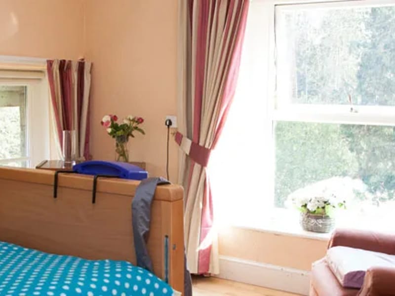 The Avenue Community Nursing Home - Nursing Home in Middlesbrough, England photo 2