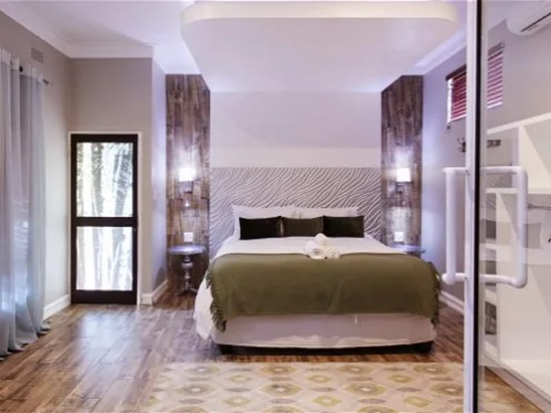 Rosewood Lodge - Nursing Home in Bilston, England photo 2