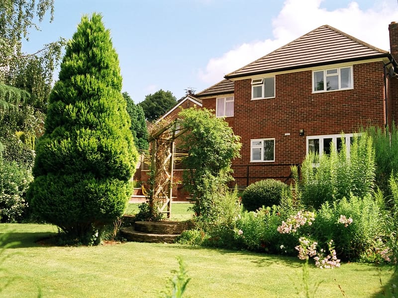 Parvale House in Kettering, England photo 2