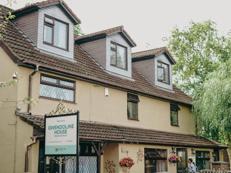 Gwendoline House in Bristol, England photo 2