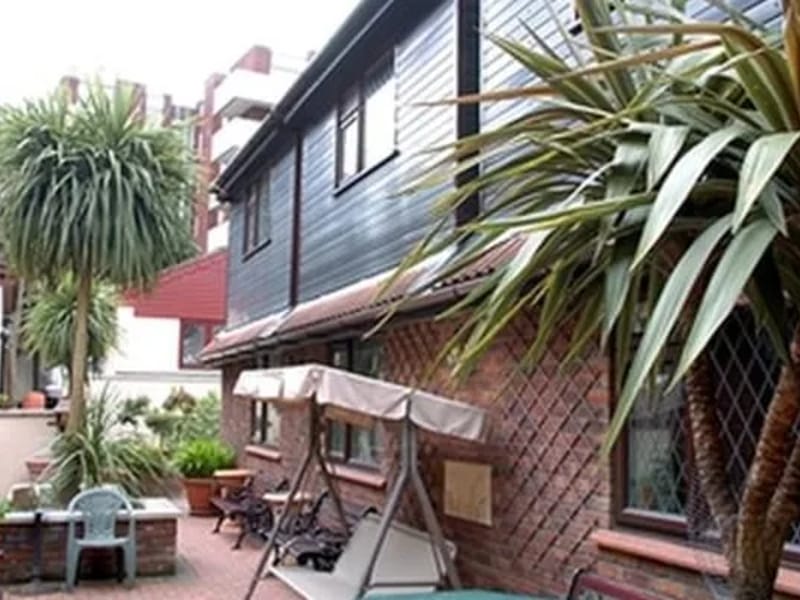 Gwendoline House in Bristol, England photo 3