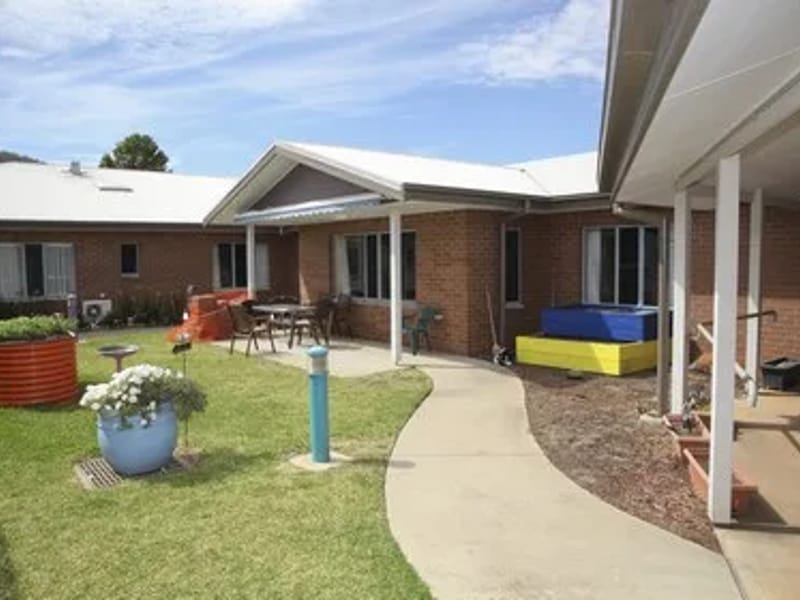 Sunningdale Nursing Home - Nursing Home in Tamworth, England photo 2