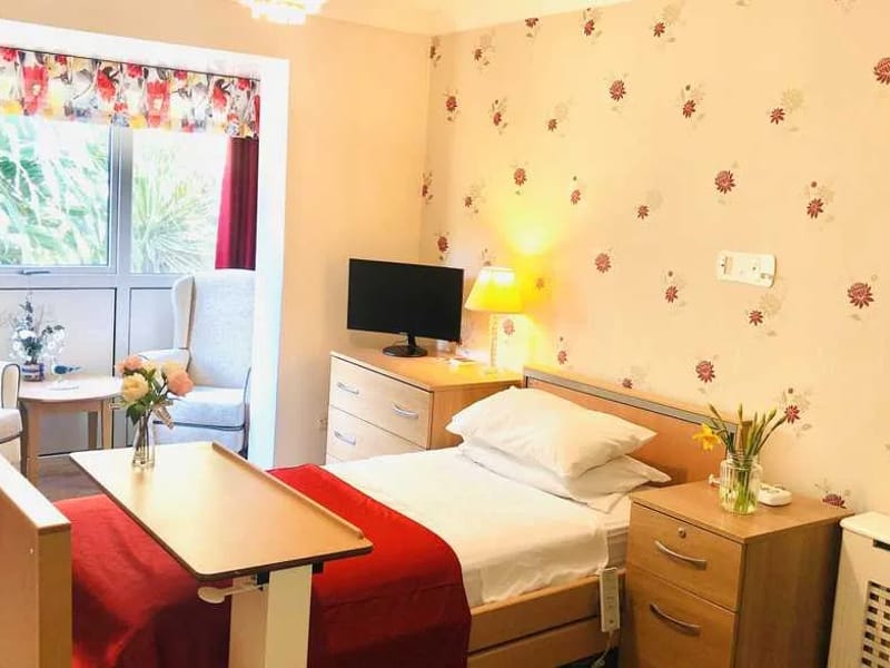 Hillyfield Rest Home Limited - Assisted Living in Lymington, England photo 3