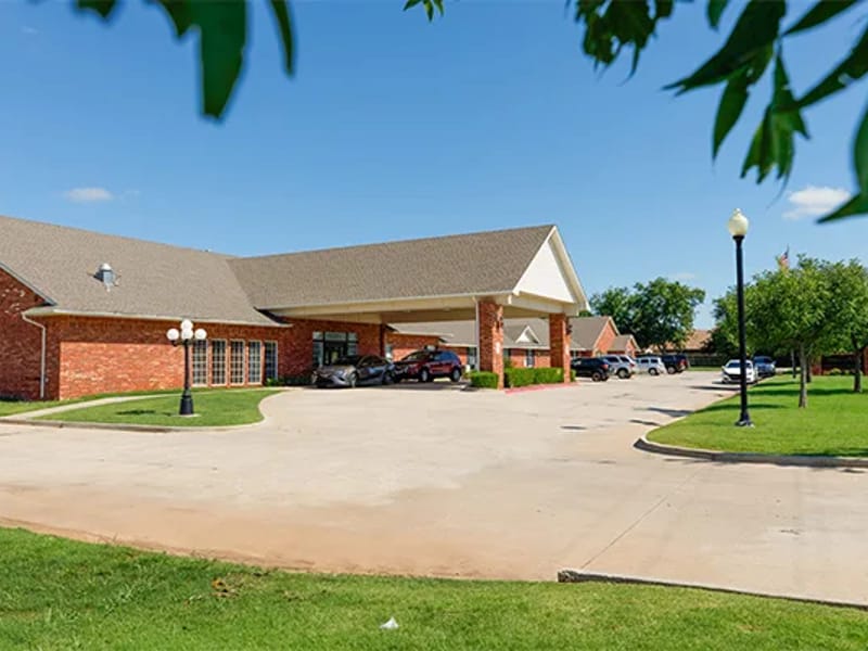 Arbor House Assisted Living Of Mustang - Assisted Living in Mustang, OK photo 2
