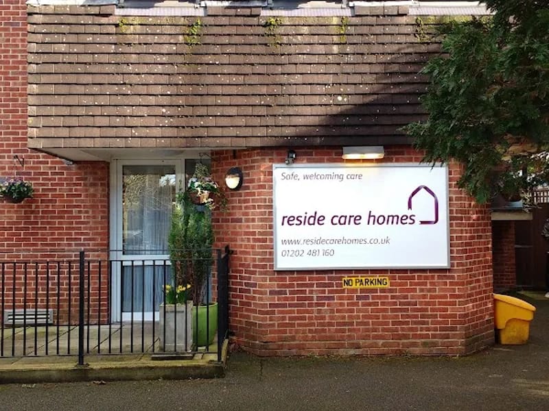 Stour Road Care Home - Nursing Home in Christchurch, England photo 2