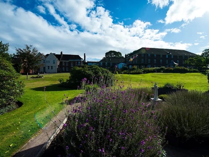 Christ the King, Footherley Hall - Assisted Living in Lichfield, England photo 6