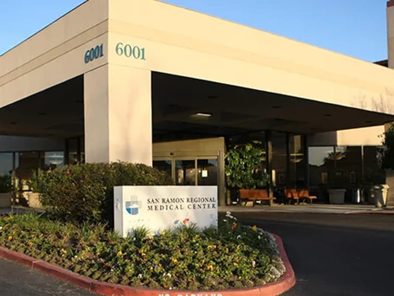 San Ramon Regional Medical Center - Hospital in San Ramon, CA photo 1