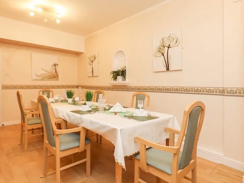 The Glen Private Nursing Home in Sheffield, England photo 3