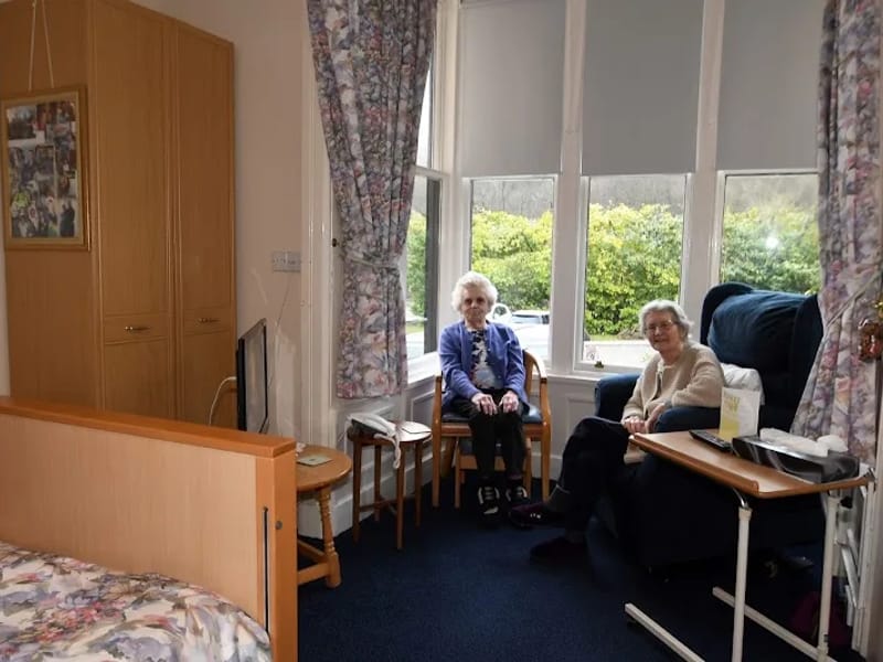 The Glen Private Nursing Home in Sheffield, England photo 7