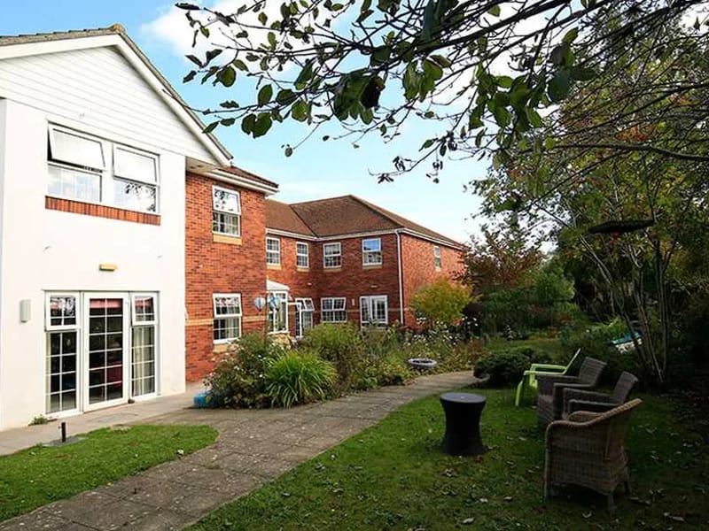 Muscliff Nursing Home - Nursing Home in Bournemouth, England photo 3