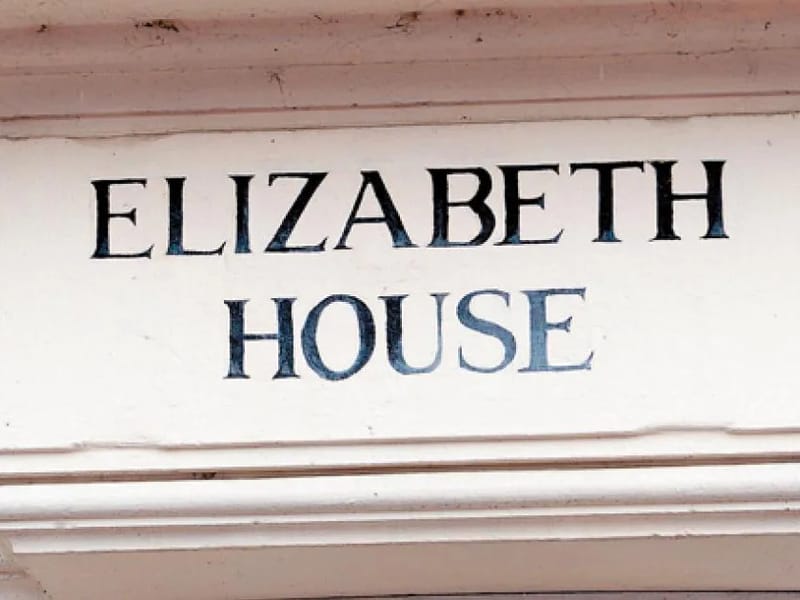 Lady Elizabeth House - Assisted Living in Maidenhead, England photo 3