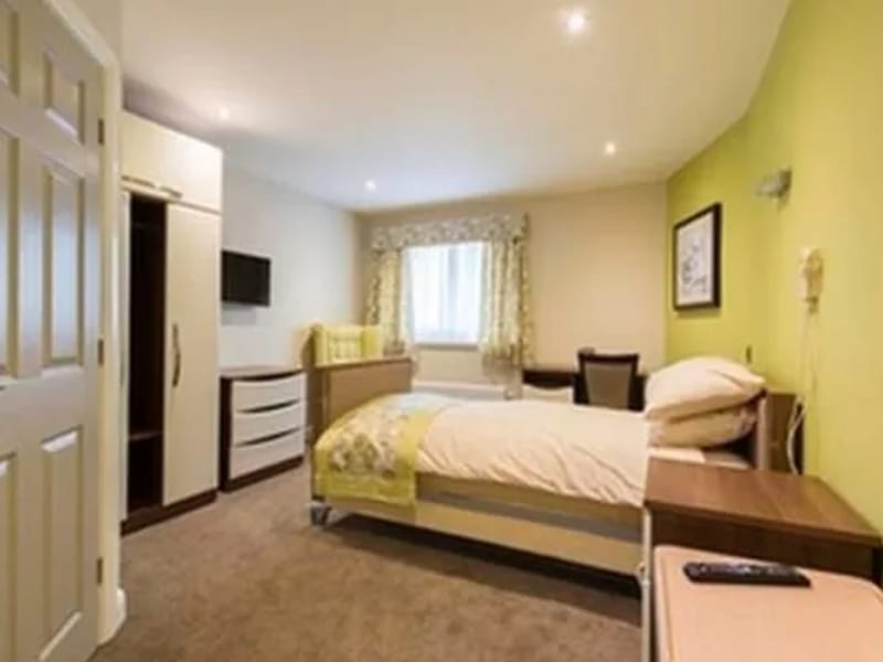 Gilwood Lodge - Nursing Home in Blackpool, England photo 2