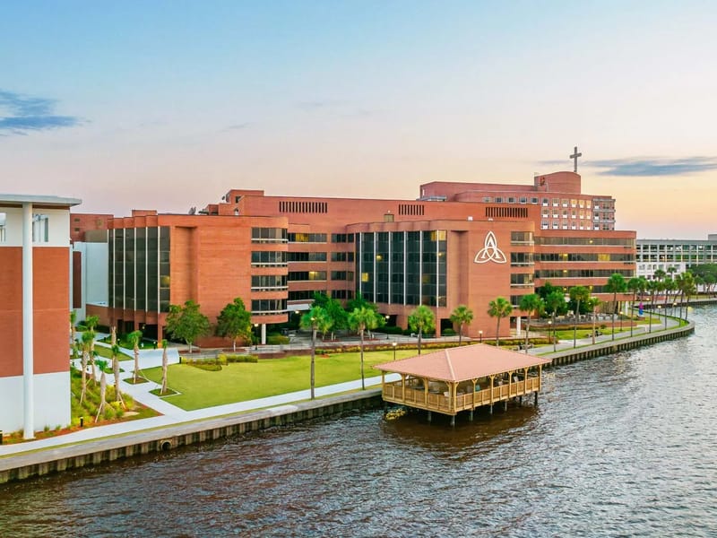 Ascension St Vincent's Riverside - Hospital in Jacksonville, FL photo 3