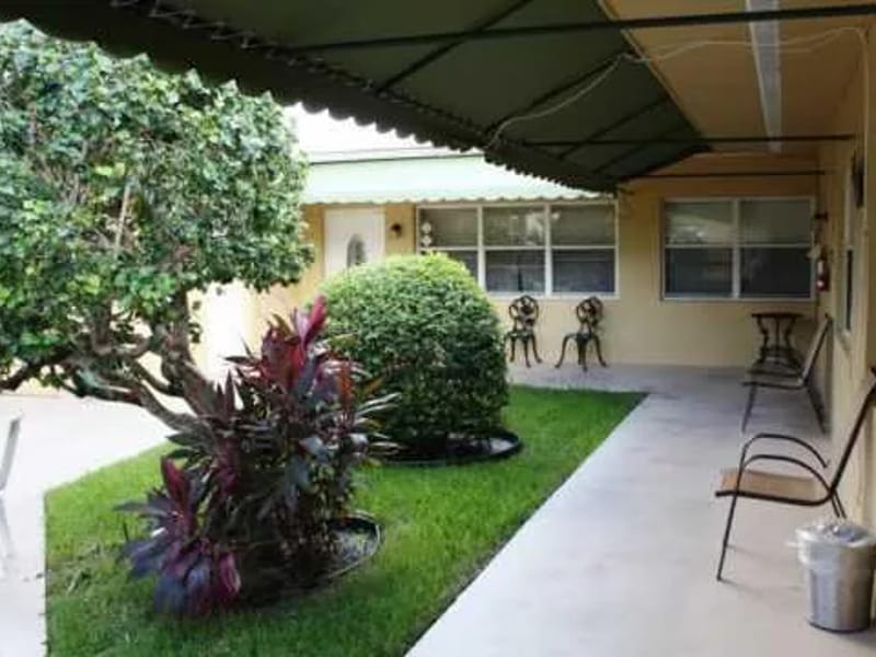 Abbey Manor Retirement Residence  Inc. - Assisted Living in Hollywood, FL photo 1