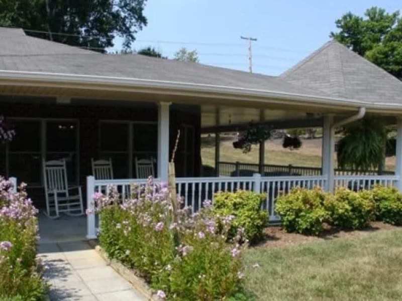 Accordius Health at Gastonia - Nursing Home in Gastonia, NC photo 3