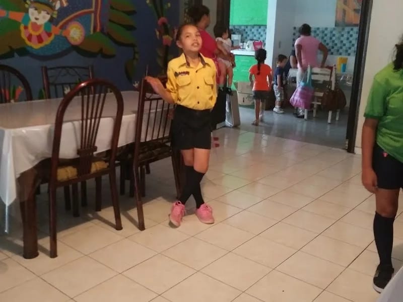 CASA HOGAR POR UN HOGAR DIGNO PARA NIÑOS DESAMPARADOS AC - Vida Asistida in Matamoros, Tamaulipas photo 4